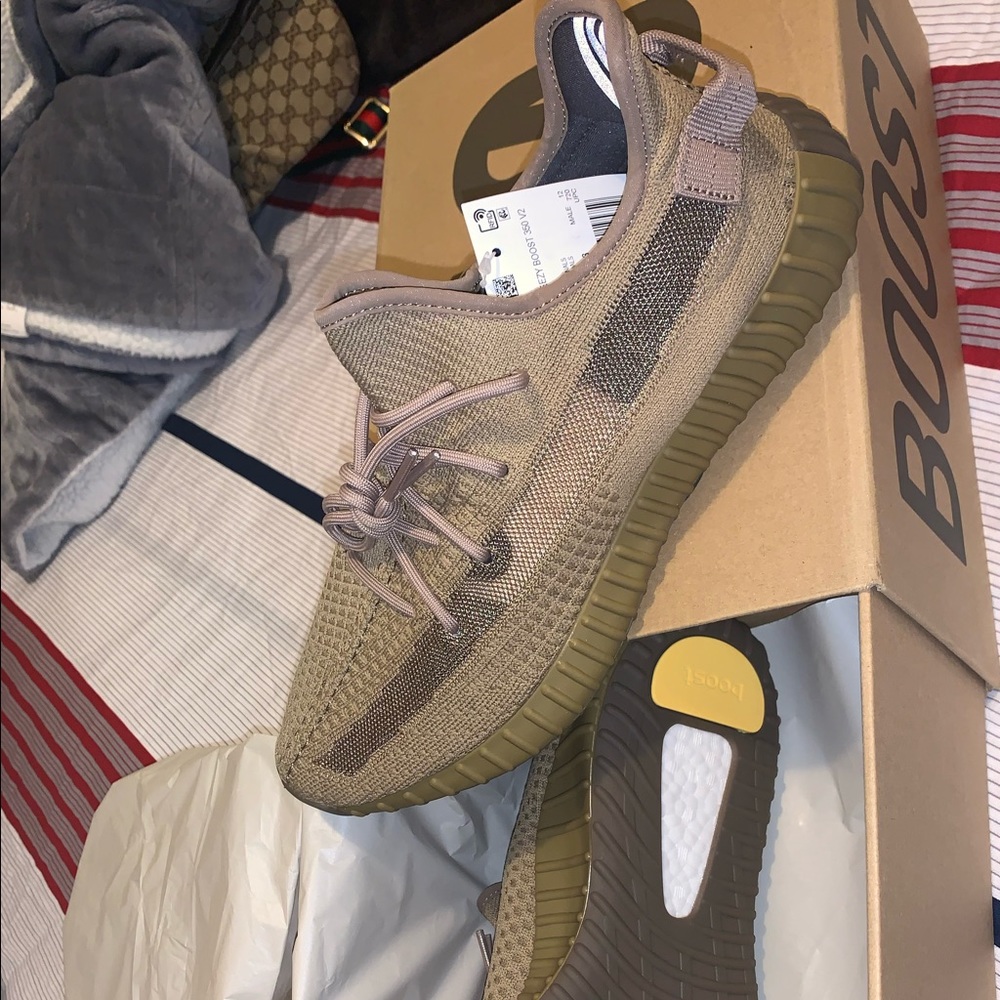 Yeezy Boost 350 V2